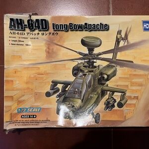 AH-64D 1:72 Hobby Boss